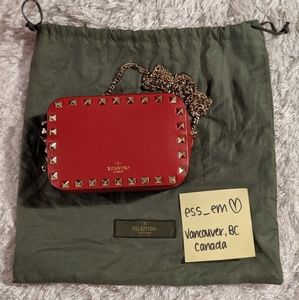 Valentino Garavani Rockstud Small Chain Camera